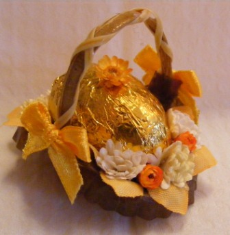 FLORAL EASTER EGG BASKET 1